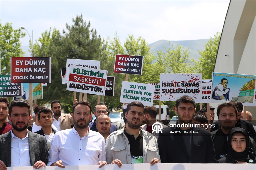 Malatya'da üniversite öğrencileri ABD'deki Filistin eylemlerine destek verdi