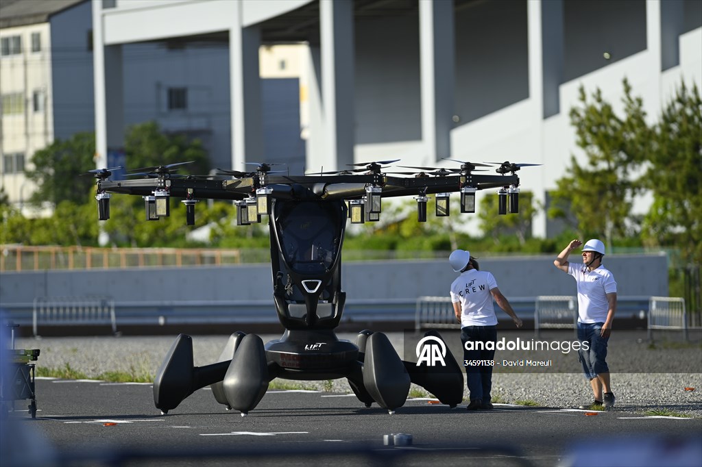 HEXA, the new generation flying car, in demonstration in Tokyo