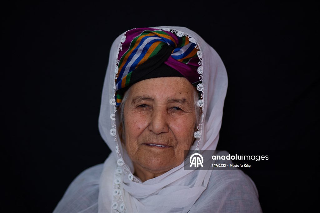 Kofi, a traditional head scarf dating back thousands of years