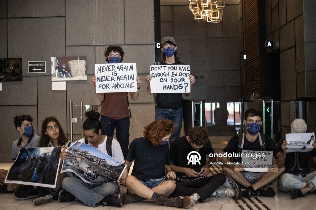 Israeli demonstrators demand Berlin administration cut arms exports to Israel in Tel Aviv