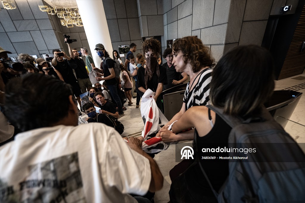 Israeli demonstrators demand Berlin administration cut arms exports to Israel in Tel Aviv