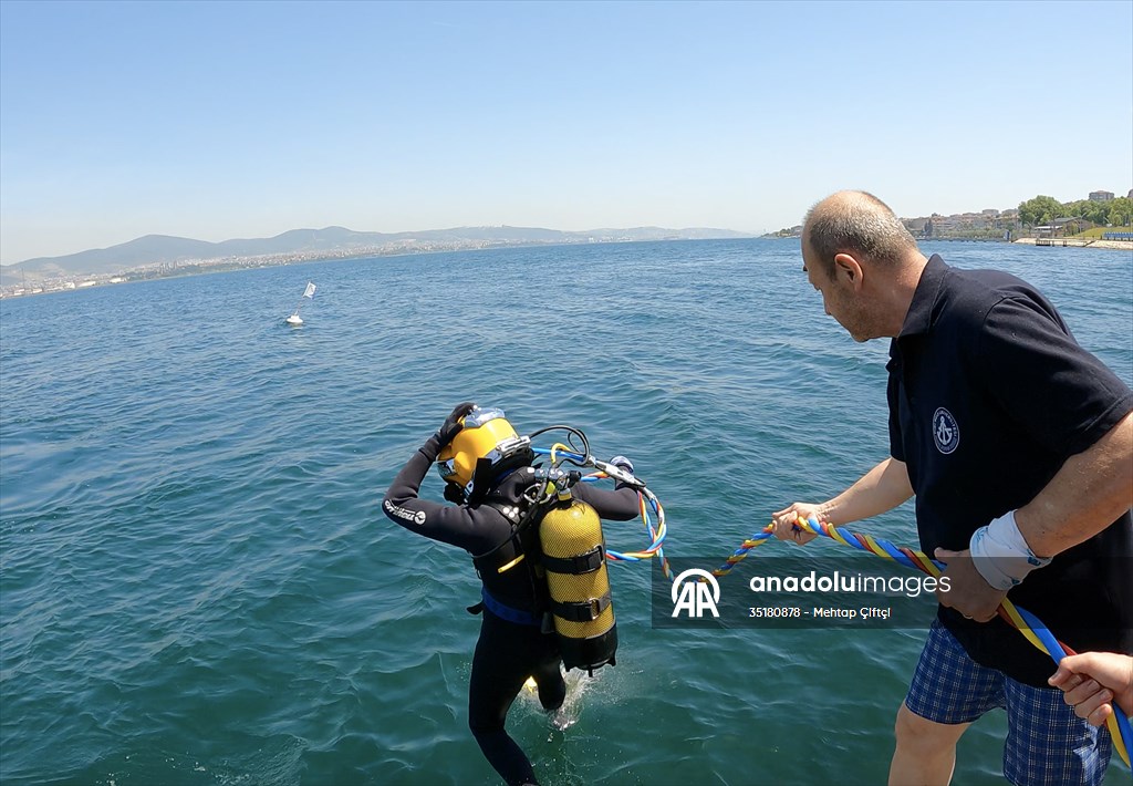 Derin sulardaki işlerin kahramanları İzmit Körfezi'nde mesleğe hazırlanıyor