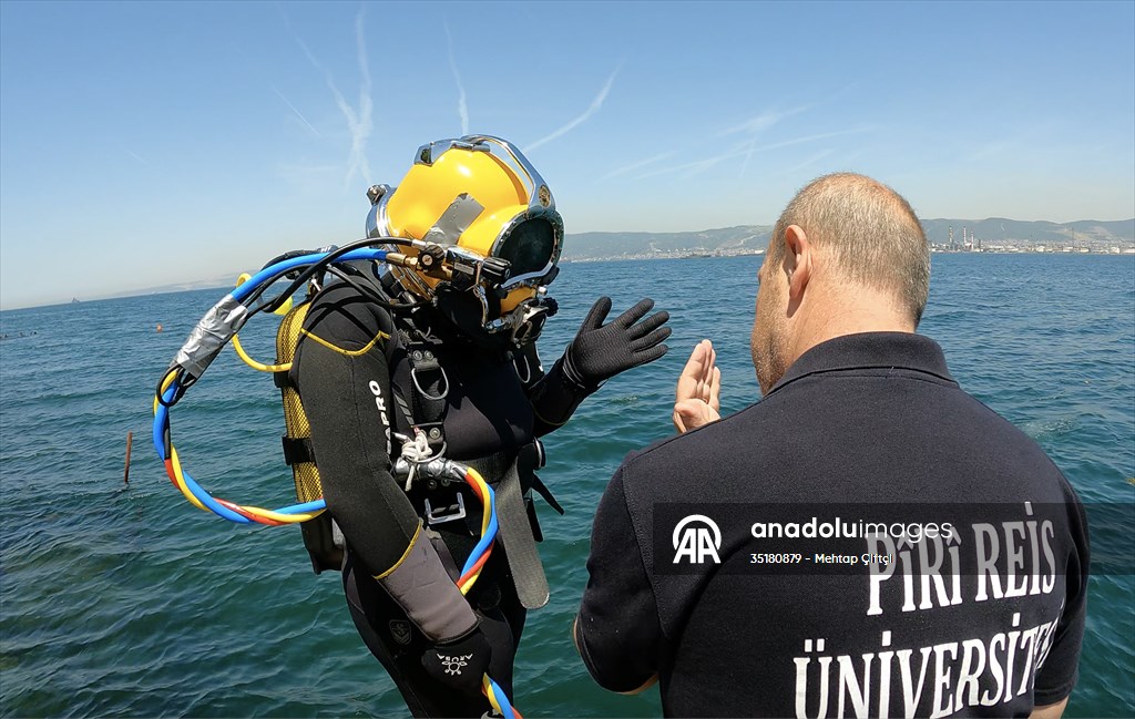 Derin sulardaki işlerin kahramanları İzmit Körfezi'nde mesleğe hazırlanıyor