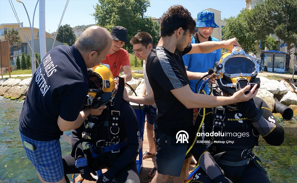 Derin sulardaki işlerin kahramanları İzmit Körfezi'nde mesleğe hazırlanıyor