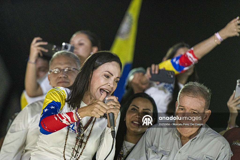 Venezuela'da muhalefetinin ortak adayı Edmundo Gonzalez yaklaşan başkanlık seçimleri için kampanyasını sürdürüyor