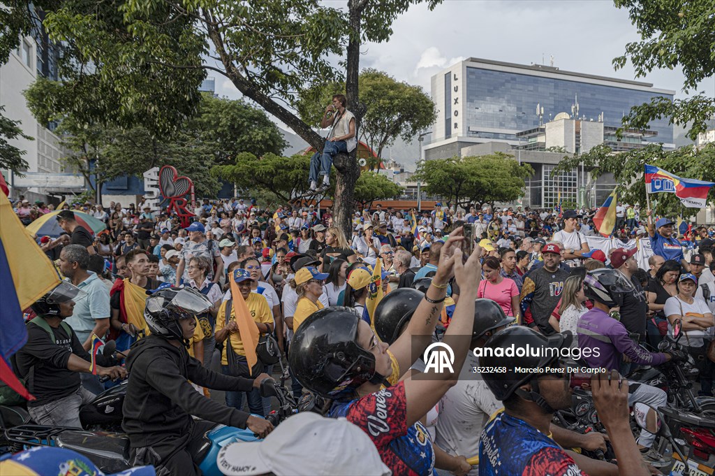 Venezuela'da muhalefetinin ortak adayı Edmundo Gonzalez yaklaşan başkanlık seçimleri için kampanyasını sürdürüyor