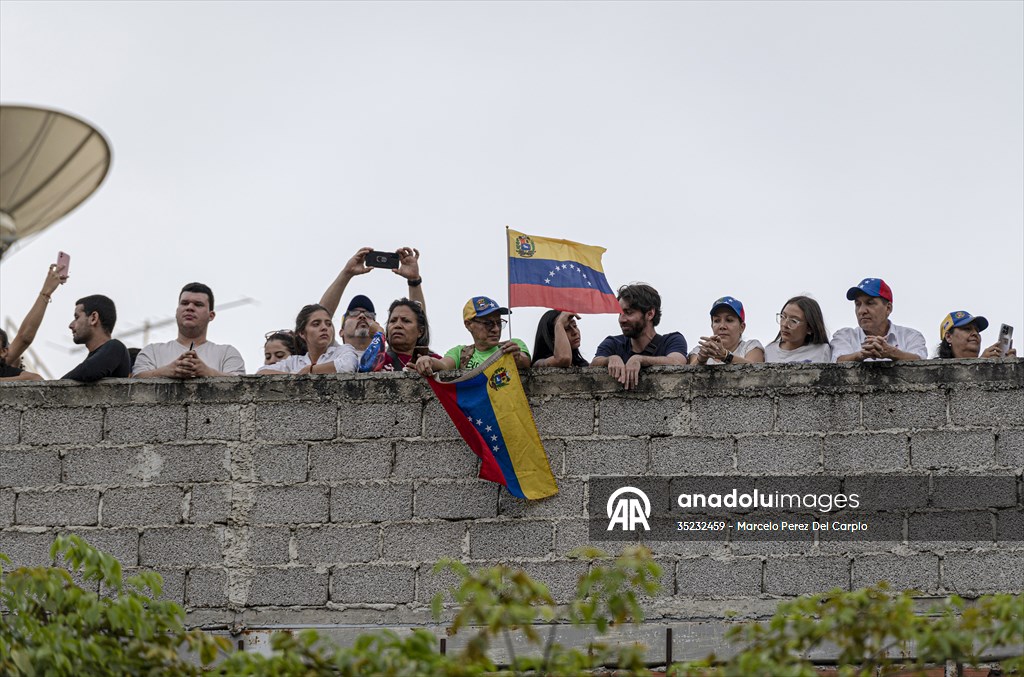 Venezuela'da muhalefetinin ortak adayı Edmundo Gonzalez yaklaşan başkanlık seçimleri için kampanyasını sürdürüyor