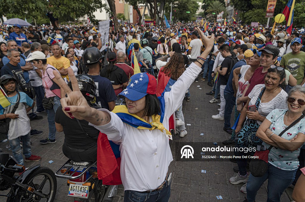 Venezuela'da muhalefetinin ortak adayı Edmundo Gonzalez yaklaşan başkanlık seçimleri için kampanyasını sürdürüyor