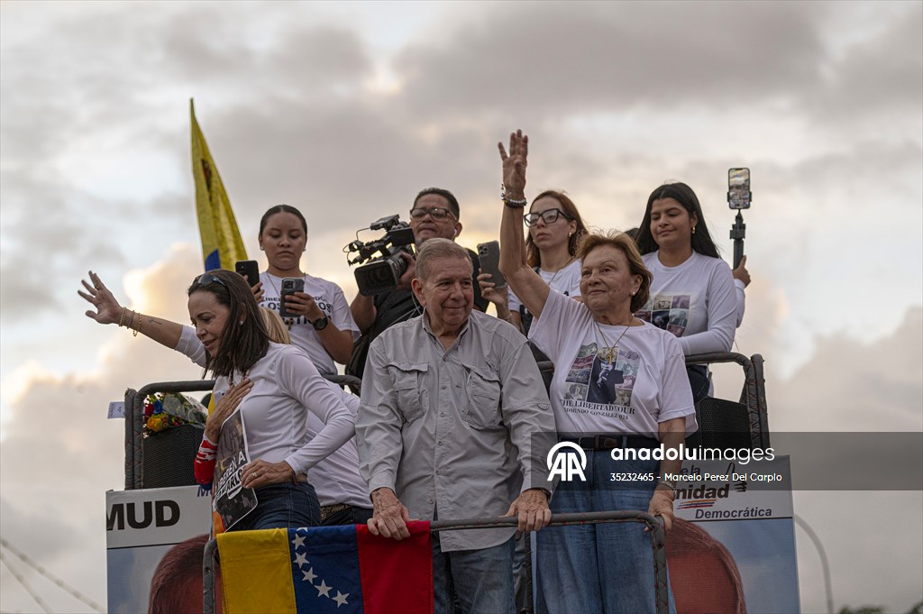 Venezuela'da muhalefetinin ortak adayı Edmundo Gonzalez yaklaşan başkanlık seçimleri için kampanyasını sürdürüyor