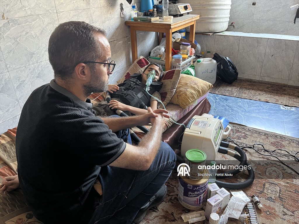 Karaciğer sirozu olan Filistinli çocuk İsrail ambargosu nedeniyle tedaviden mahrum