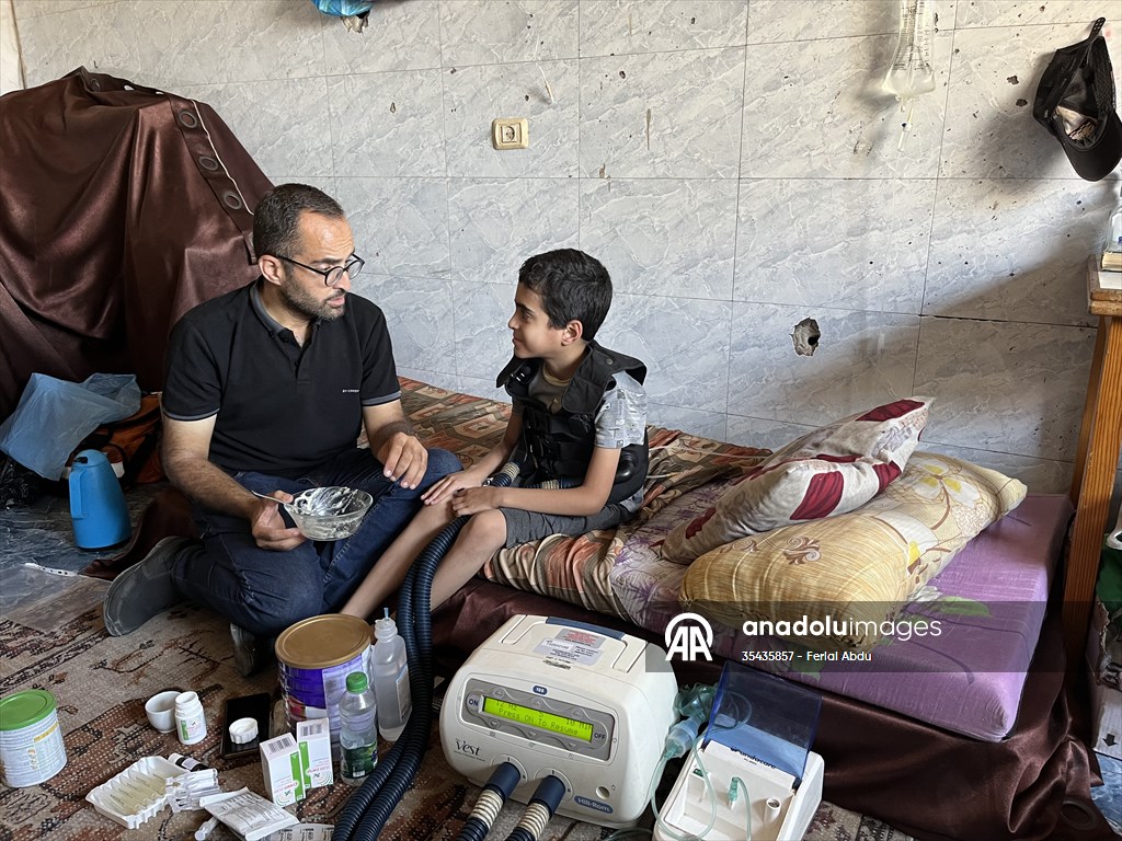 Karaciğer sirozu olan Filistinli çocuk İsrail ambargosu nedeniyle tedaviden mahrum