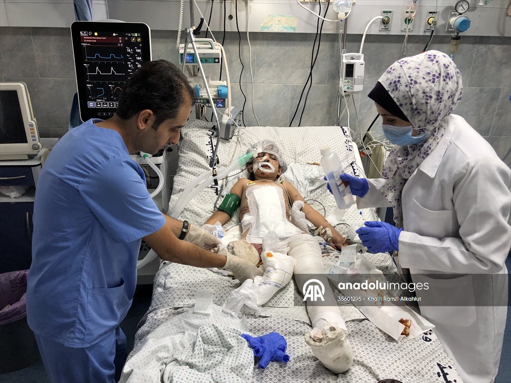 Palestinian girl struggles to survive all alone