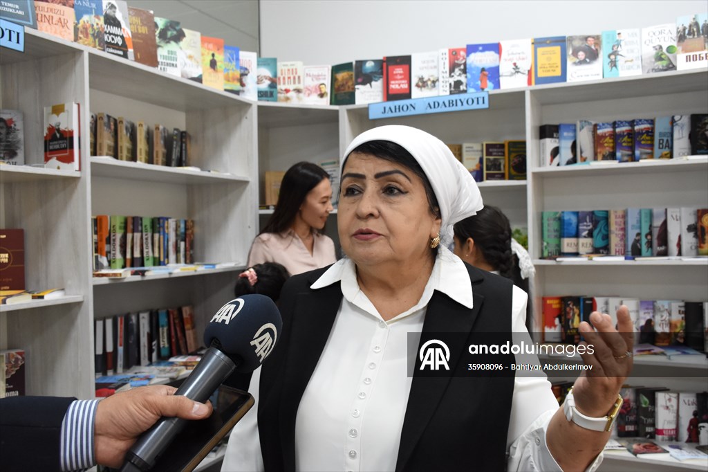 Özbekistanlı Navruzova'nın kurduğu köy kütüphanesi, Taşkent'te 109 kütüphanenin açılmasına vesile oldu