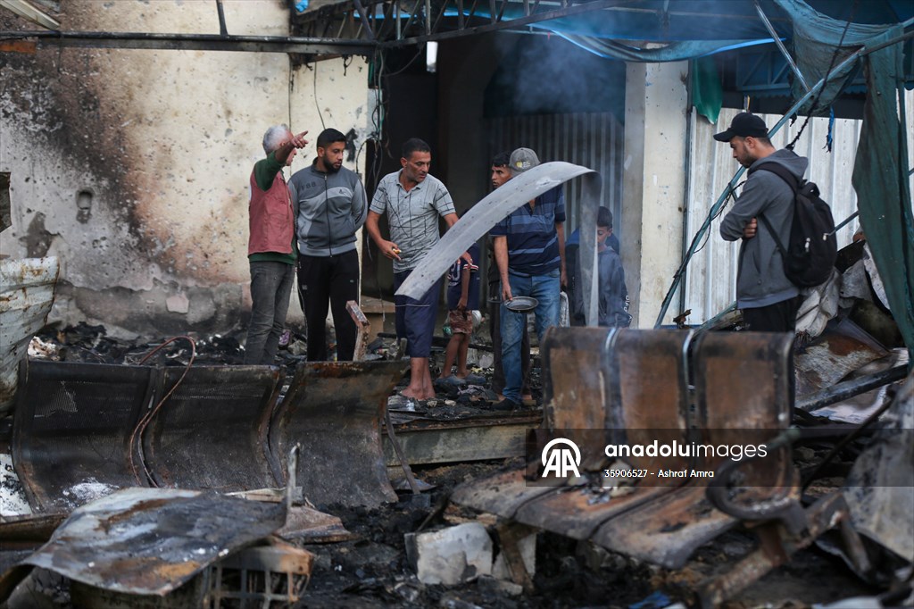 İsrail, Gazze'de hastane yerleşkesindeki yerinden edilmiş Filistinlilerin çadırlarını bombaladı