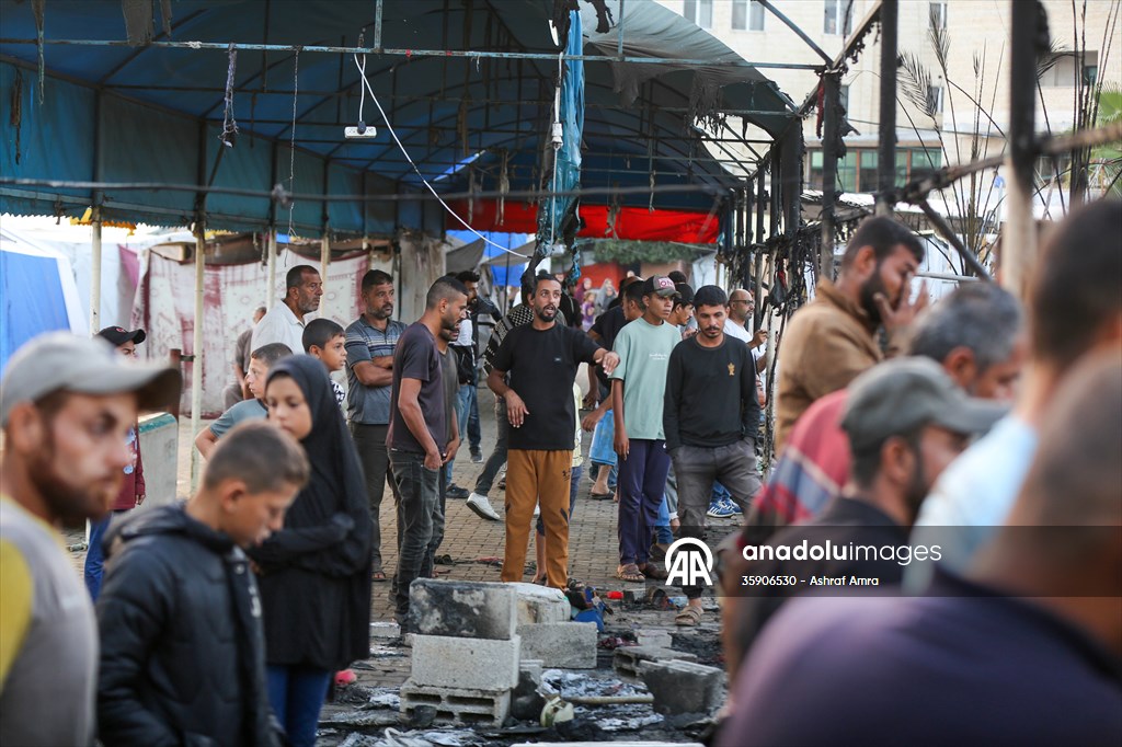 İsrail, Gazze'de hastane yerleşkesindeki yerinden edilmiş Filistinlilerin çadırlarını bombaladı