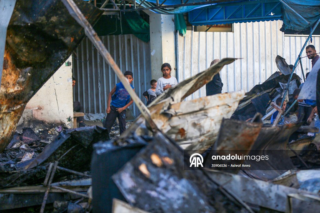 İsrail, Gazze'de hastane yerleşkesindeki yerinden edilmiş Filistinlilerin çadırlarını bombaladı