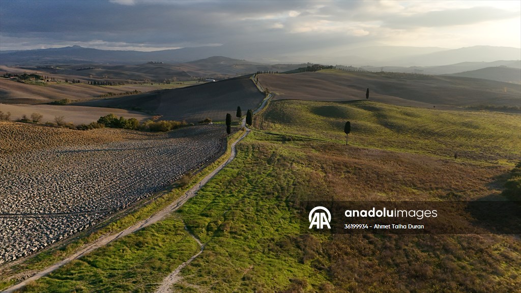 İtalya'da adını 'Gladyatör' filminden alan 'Gladyatör Yolu' dron ile görüntülendi