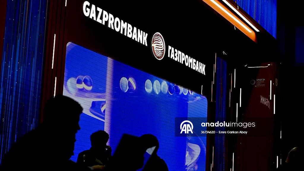 Gazprom merkez ofisindeki personeli yaklaşık yüzde 40 azaltmayı planlıyor