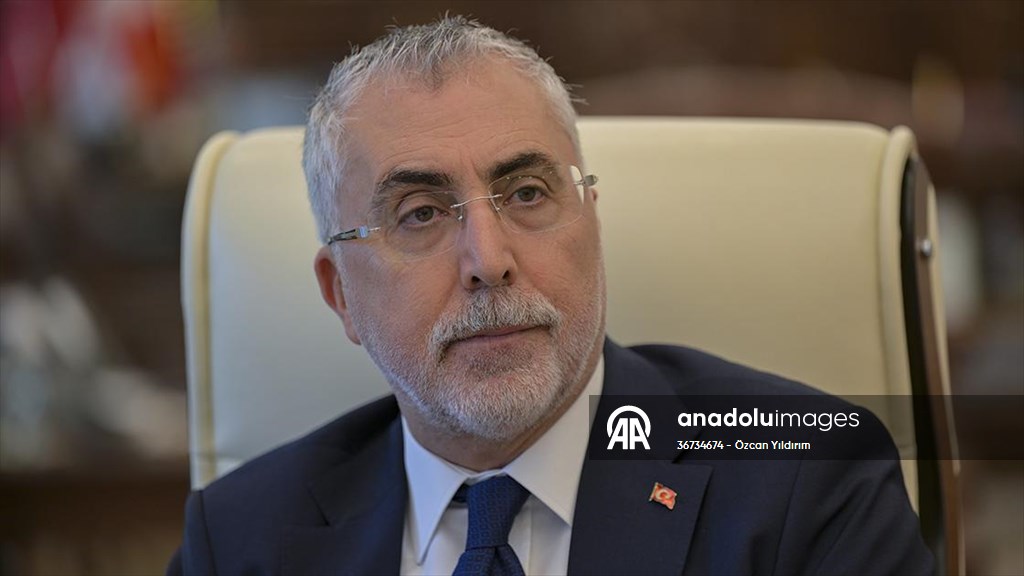 Çalışma ve Sosyal Güvenlik Bakanı Işıkhan: Asgari ücrete ara zam temmuz ayında gündeme gelebilir