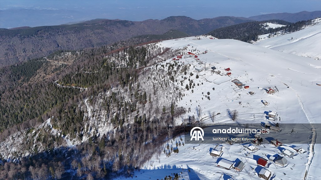 Kardüz Yaylası'ndaki kış manzaraları havadan görüntülendi