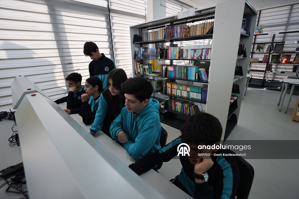 TMV Gürcistan Uluslararası Maarif Okullarının öğrencileri, AA'nın 'Yılın Kareleri' oylamasına katıldı