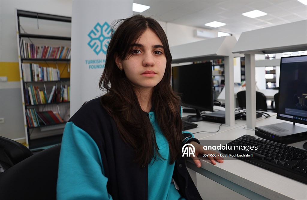 TMV Gürcistan Uluslararası Maarif Okullarının öğrencileri, AA'nın 'Yılın Kareleri' oylamasına katıldı