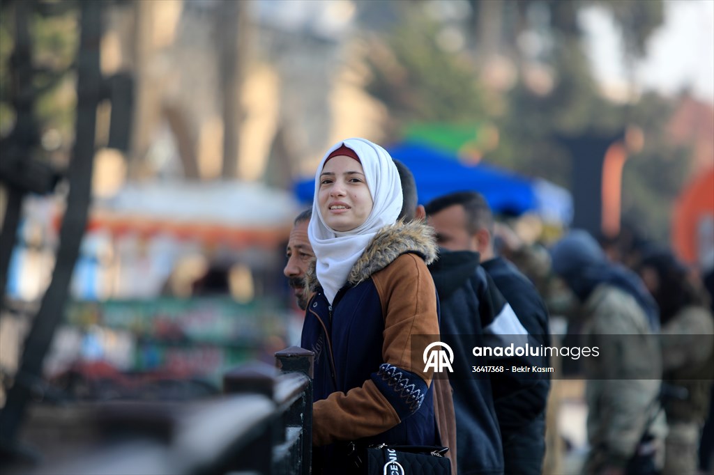 Silahlı grupların kontrolü ele geçirdiği Hama'da günlük yaşam