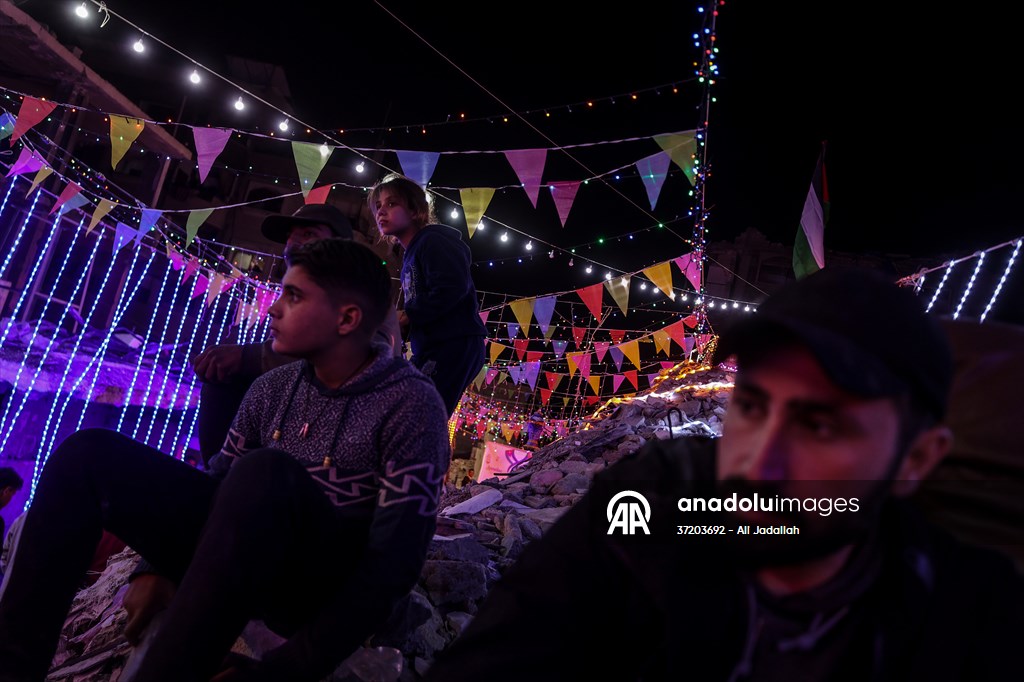 First sahur meal among the collapsed houses in Khan Yunis