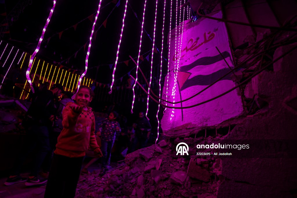 First sahur meal among the collapsed houses in Khan Yunis