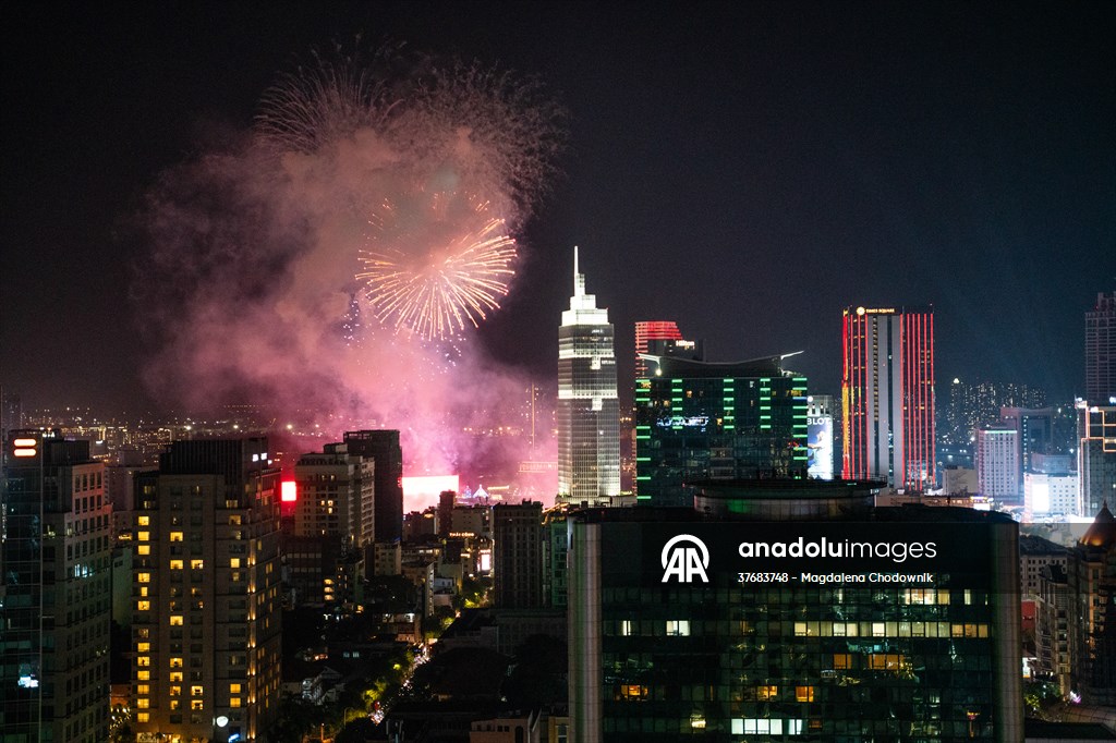 Fireworks light up Ho Chi Minh city ahead of Vietnam Reunification Anniversary