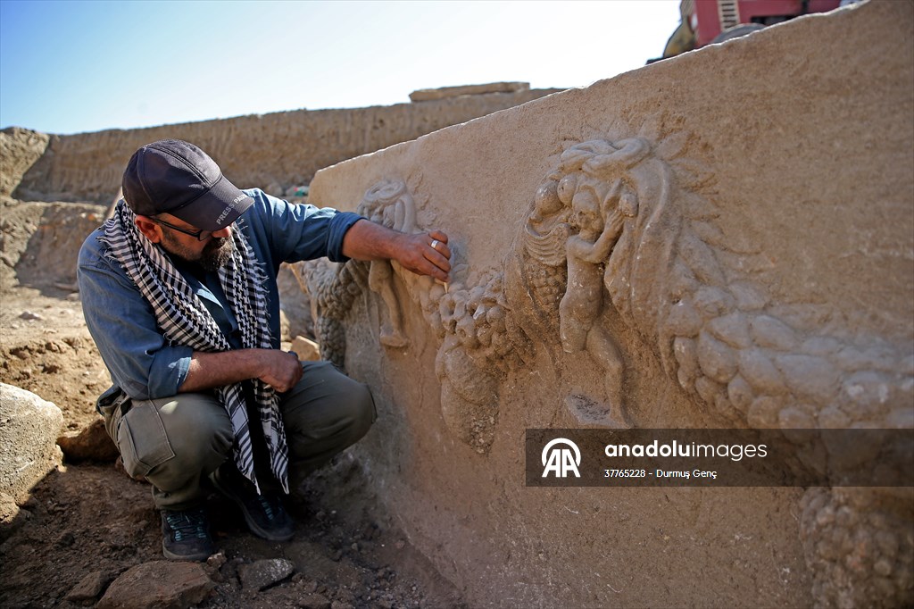 A 2,000-year-old sarcophagus was found in Stratonikeia Ancient City in Turkiye's Mugla
