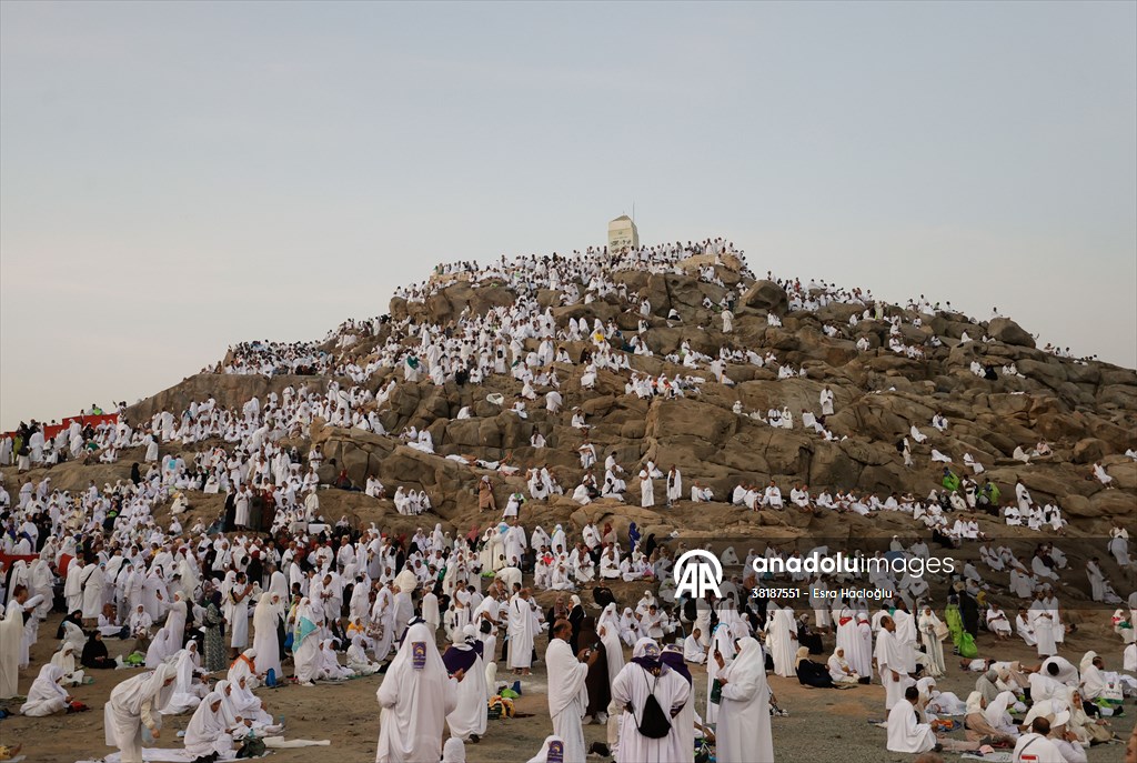 Prospective Muslim pilgrims at Arafat in Mecca