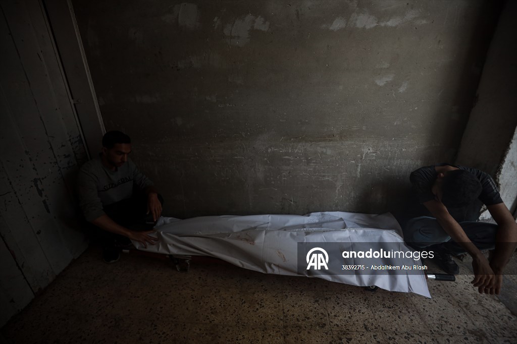 Israel's attacks on Gaza continue