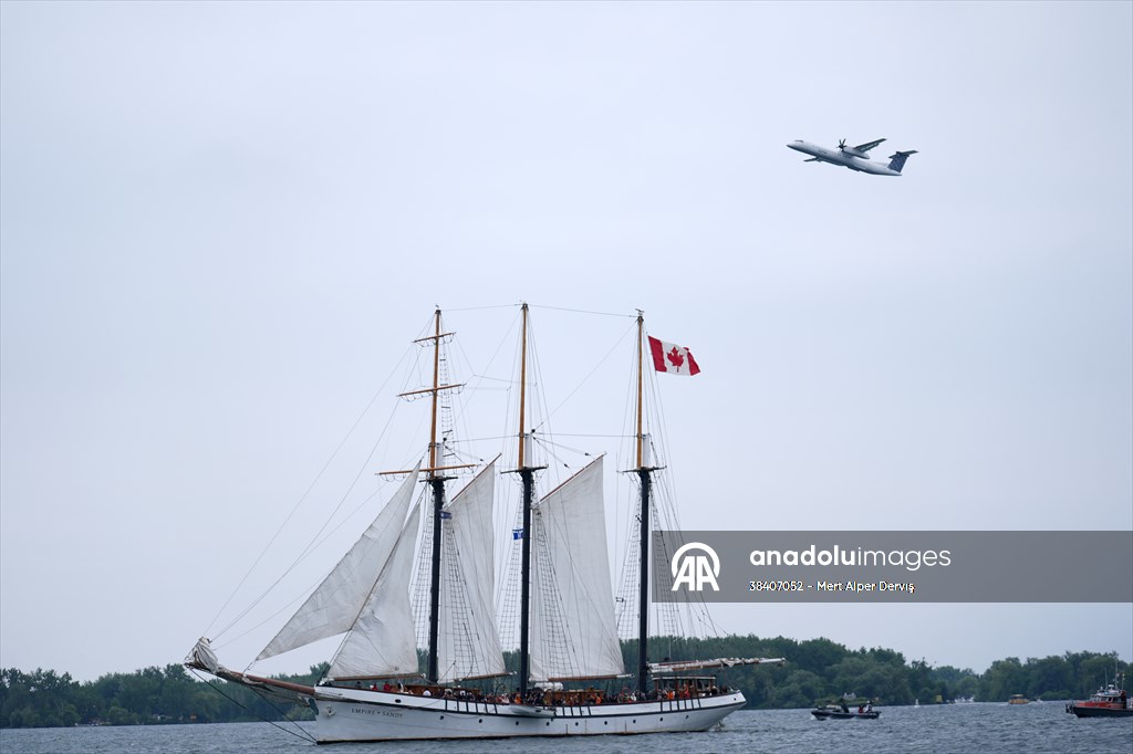 Toronto'da Yelken Geçidi düzenlendi