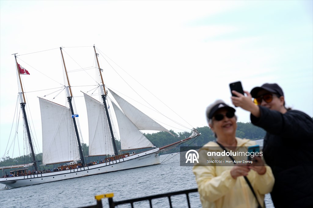 Toronto'da Yelken Geçidi düzenlendi