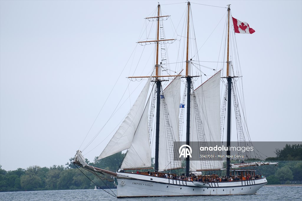 Toronto'da Yelken Geçidi düzenlendi