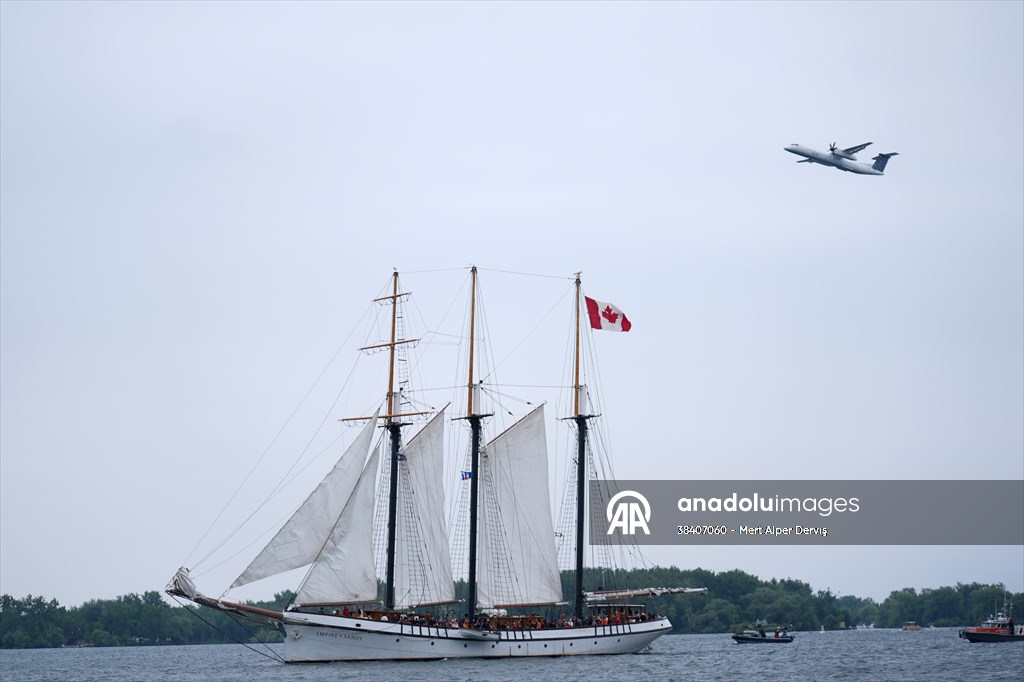 Toronto'da Yelken Geçidi düzenlendi