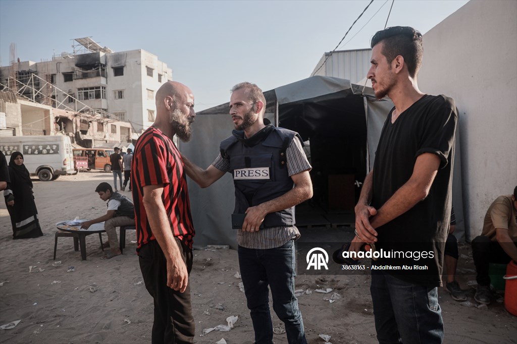 Gazan journalist begins hunger strike to expose starvation in Gaza