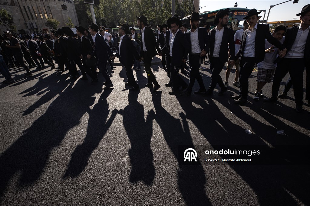 Israel arrests 3 ultra-Orthodox men for dodging military draft in first-ever police action