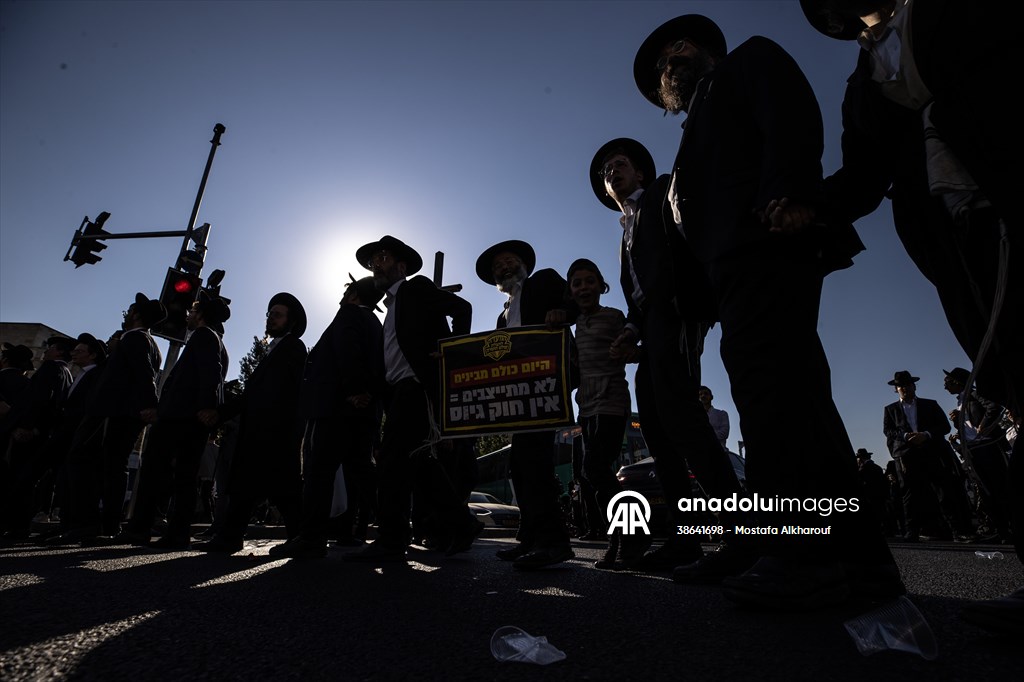 Israel arrests 3 ultra-Orthodox men for dodging military draft in first-ever police action
