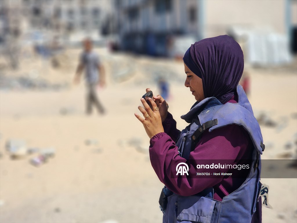 Gazze’de açlıkla mücadele eden AA serbest habercileri insani krizi aktarmayı sürdürüyor