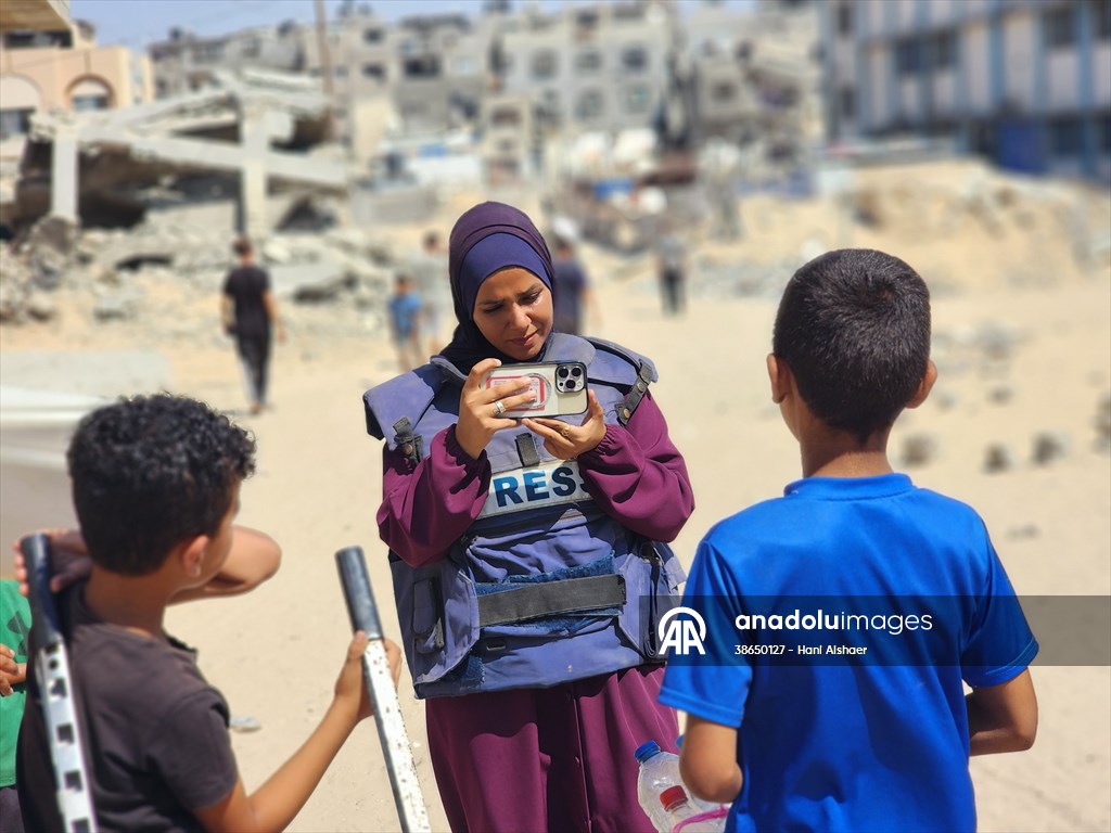 Gazze’de açlıkla mücadele eden AA serbest habercileri insani krizi aktarmayı sürdürüyor