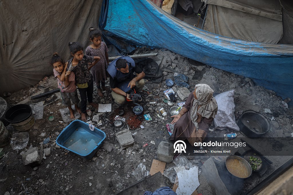 Journalists document daily struggles amid Gaza humanitarian crisis due to Israeli attacks