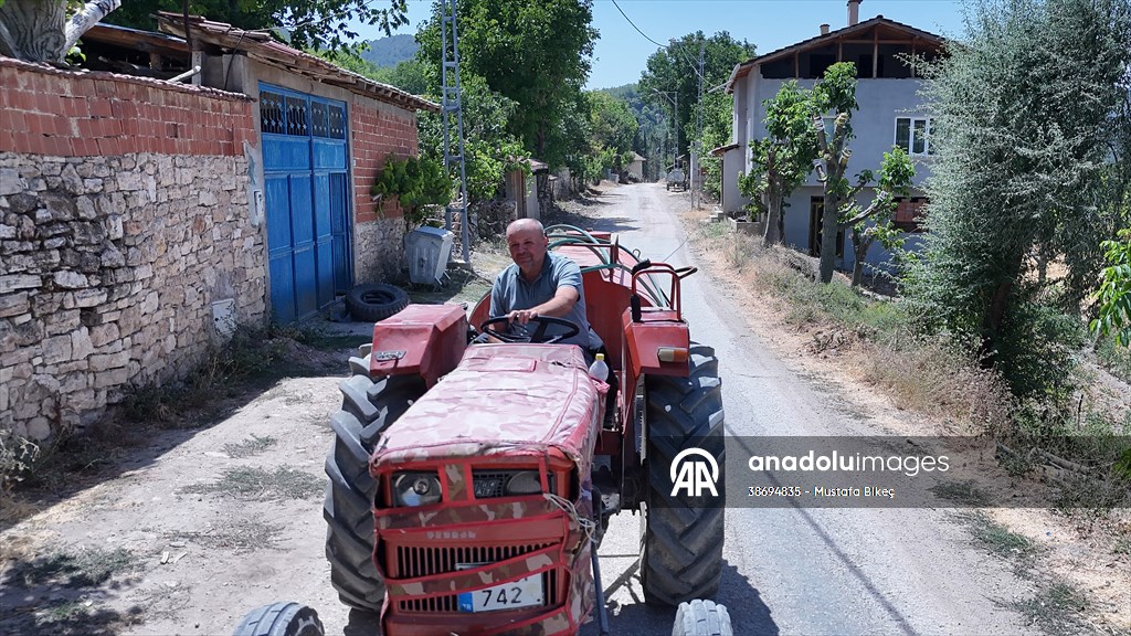 Bursa'da orman yangınına su yetiştirmek için patlak lastikle 2 kilometre katetti