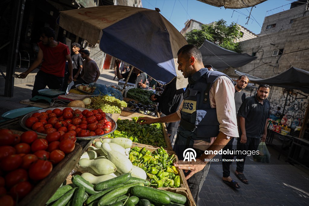 Gazze’de açlıkla mücadele eden AA serbest habercileri insani krizi aktarmayı sürdürüyor