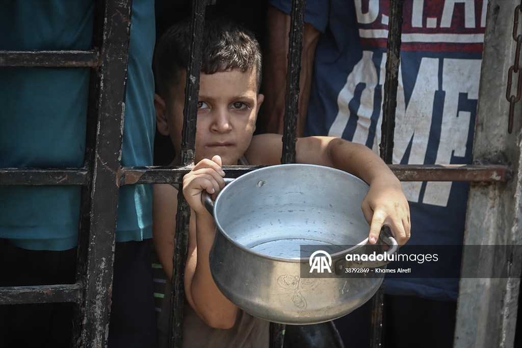 Food distributed to Palestinians struggling with hunger in Gaza
