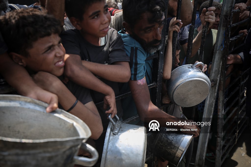Food distributed to Palestinians struggling with hunger in Gaza