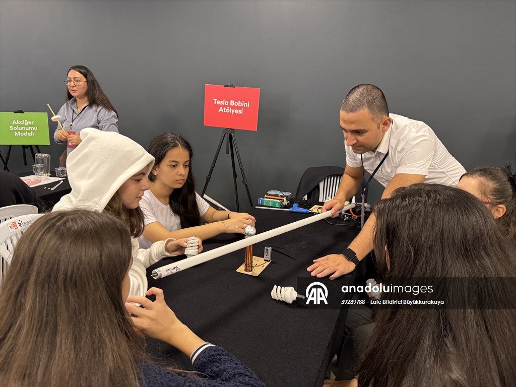 'Esenler Bilim, İnovasyon ve Teknoloji Şenliği' etkinliklerle başladı