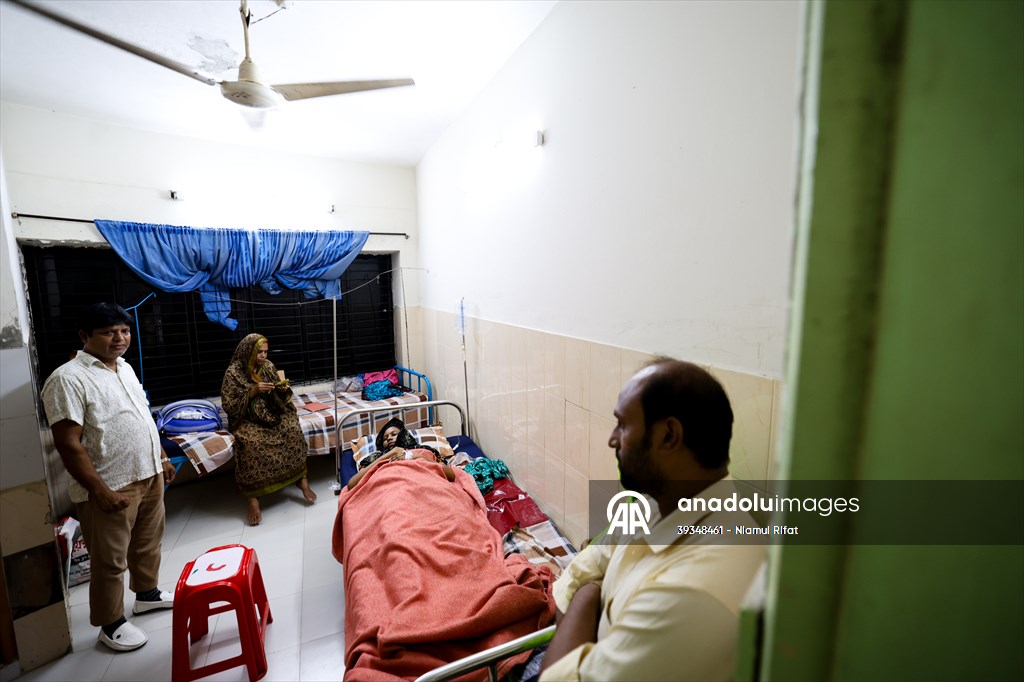 Bangladeshi Mother Gives Birth to Quintuplets in Barishal