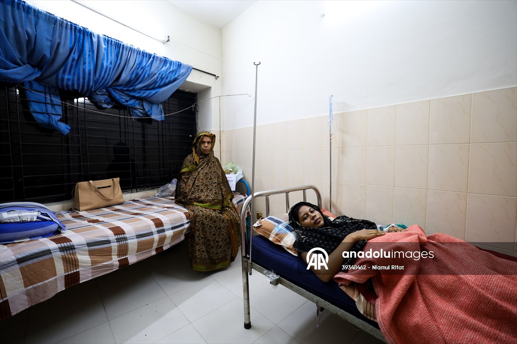 Bangladeshi Mother Gives Birth to Quintuplets in Barishal